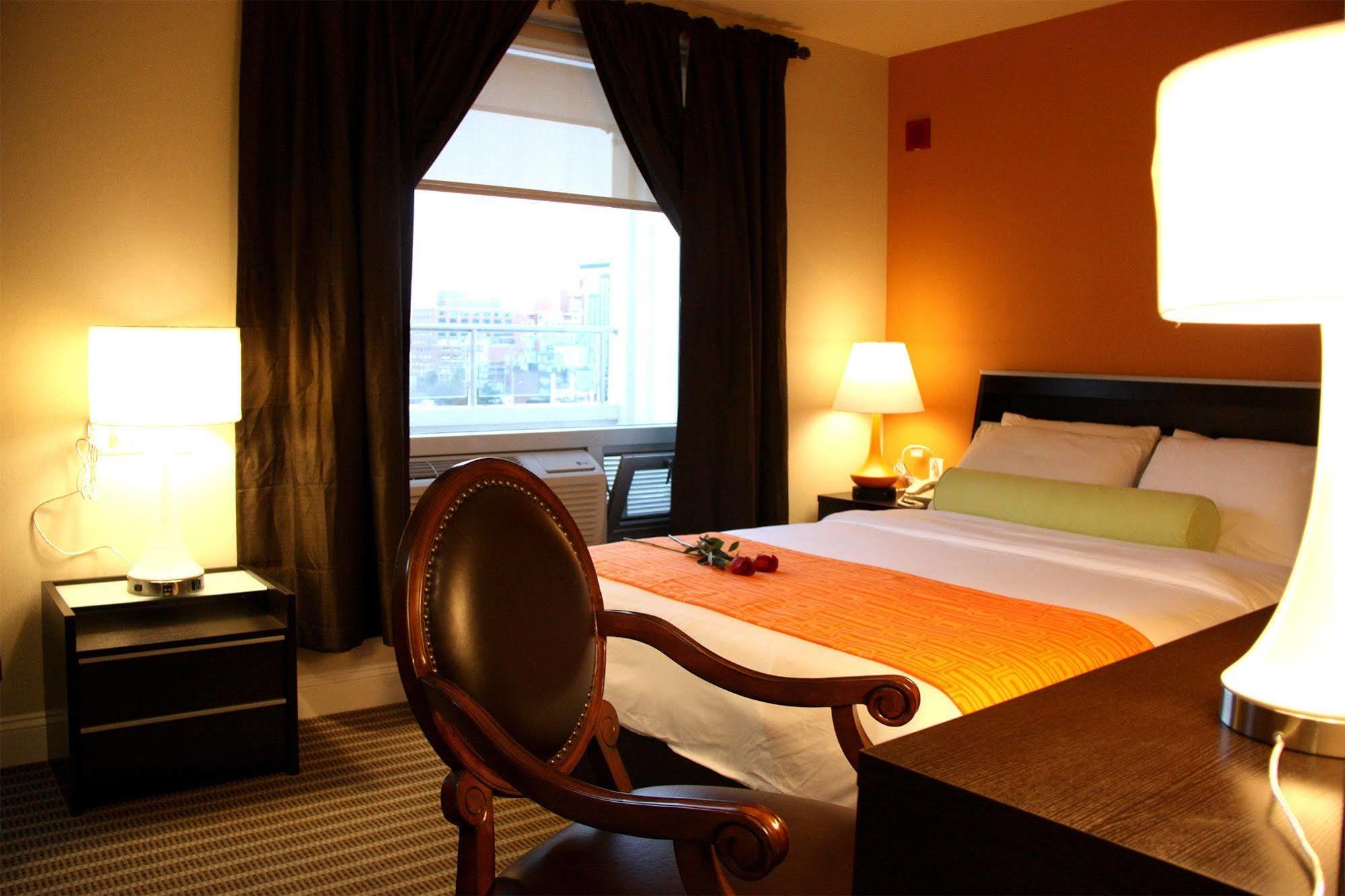 Howard Johnson By Wyndham Long Island City New York Eksteriør billede
