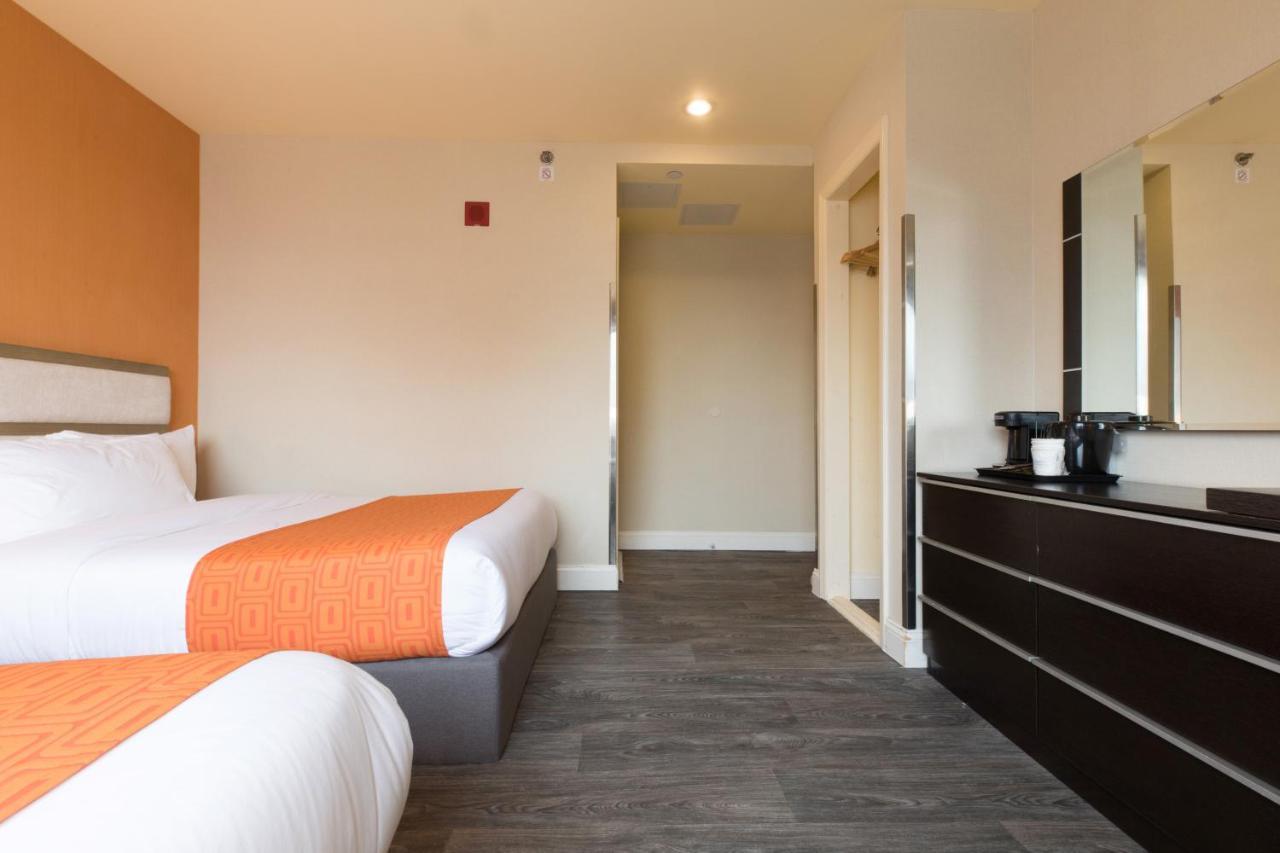 Howard Johnson By Wyndham Long Island City New York Eksteriør billede