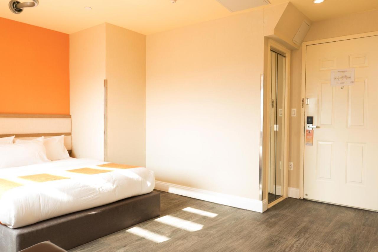 Howard Johnson By Wyndham Long Island City New York Eksteriør billede