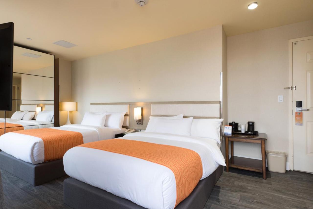 Howard Johnson By Wyndham Long Island City New York Eksteriør billede